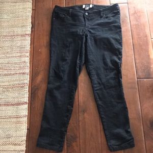 Torrid Skinny Jeans - Black Wash